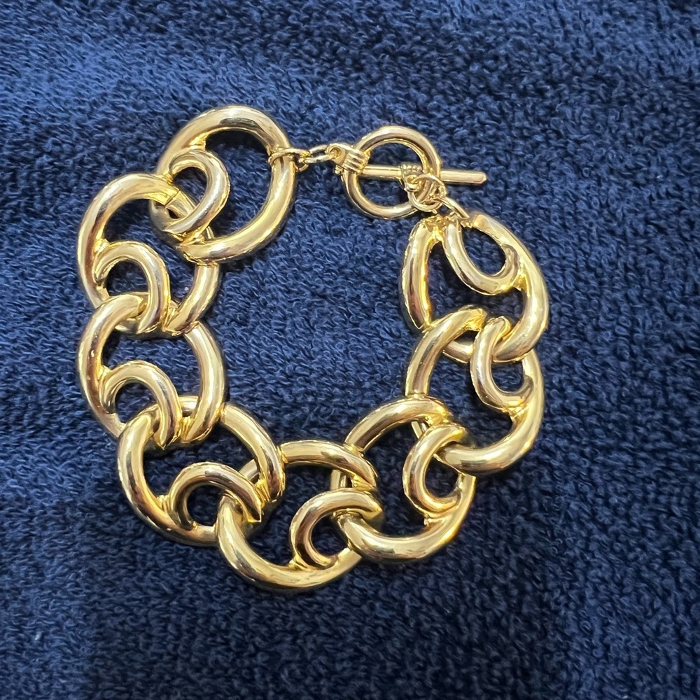 Gold Tone Chain Link Bracelet